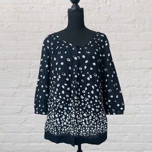 Croft & Barrow Black & White Button Down Top Size Large